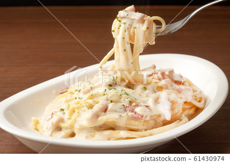 意大利麵條Carbonara 意大利麵條Carbonara 61430974