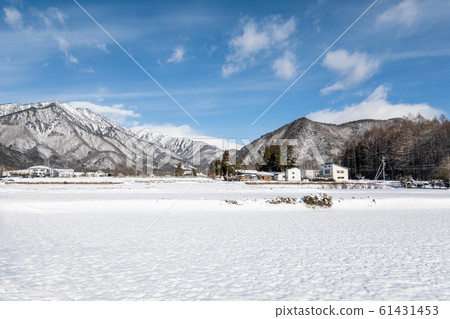 多雪的國家的風景 多雪的國家的風景 61431453