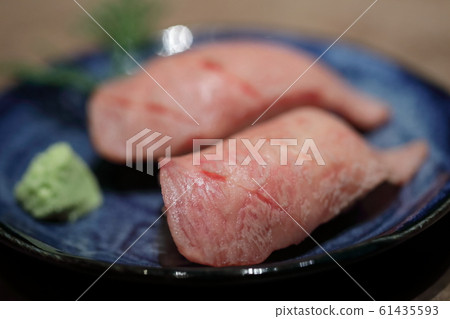 肉壽司 61435593