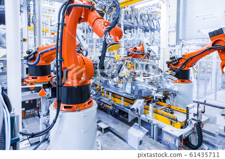 robots in a car plant 61435711