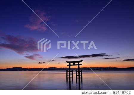 白石神社的朝日 白石神社的朝日 61449702