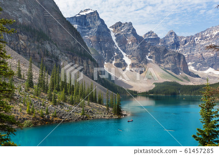 Moraine lake Moraine lake 61457285