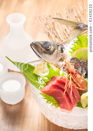 Sashimi platter and sake Sashimi platter and sake 61459210