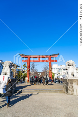 [Kanagawa] Kamakura New Year Tsuruoka Hachimangu 61459505