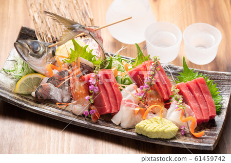 Sashimi platter and sake Sashimi platter and sake 61459742