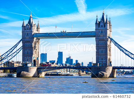 London Tower Bridge 61460732