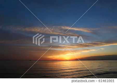 Sunset sky seen from Inage coast 61461003