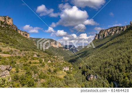 View over Tarn valley 61464428
