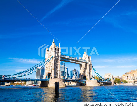 London Tower Bridge 61467141