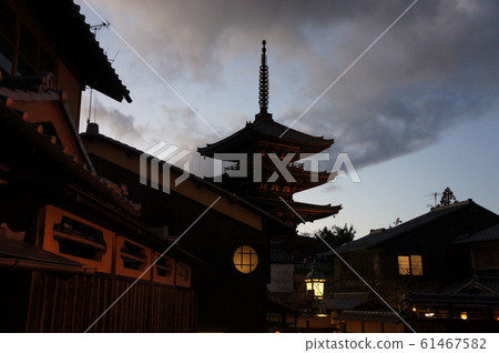 Tower of Yasaka 61467582