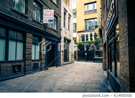 Alley of London 61468508