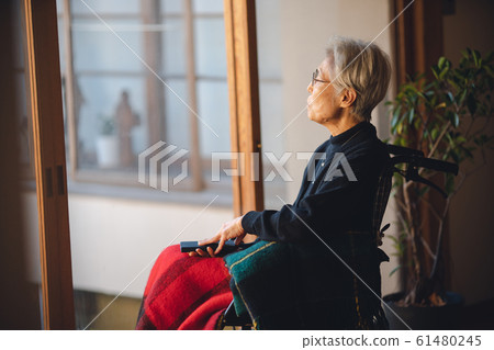 Senior woman living Senior woman living 61480245