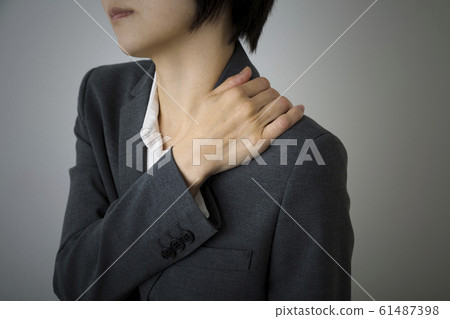 脖子僵硬 脖子僵硬 61487398