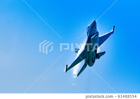 F16航空節演示飛行蒸氣 F16航空節演示飛行蒸氣 61488554