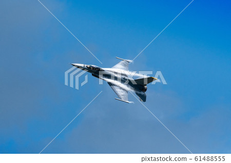 F16航空節演示飛行蒸氣 F16航空節演示飛行蒸氣 61488555