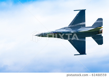 F16航空節演示飛行蒸氣 F16航空節演示飛行蒸氣 61488559