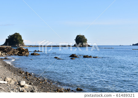 Futana Island (Nakatosa Town, Kochi Prefecture) 61489321
