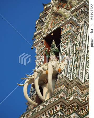 Wat Arun 61491122