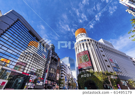 澀谷公園街和金谷街的城市景觀 澀谷公園街和金谷街的城市景觀 61495179