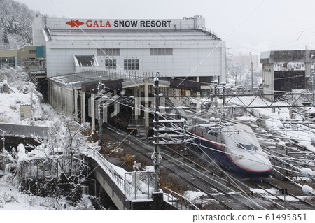 Winter Joetsu Shinkansen Gala Yuzawa Station and E4 series Max Winter Joetsu Shinkansen Gala Yuzawa Station and E4 series Max 61495851