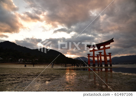 <廣島縣>宮島嚴島神社(淀島神社) <廣島縣>宮島嚴島神社(淀島神社) 61497106