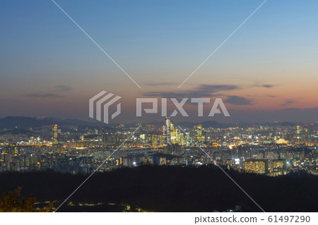 首爾鐘路區Inwangsan 61497290