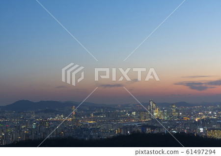首爾鐘路區Inwangsan 61497294