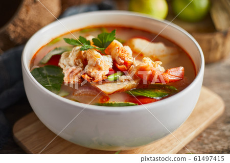 Tom Yum Kung, Spicy prawn soup.. Tom Yum Kung, Spicy prawn soup.. 61497415