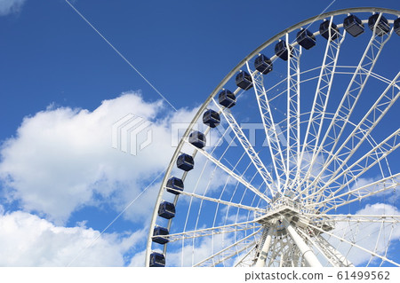 Ferris wheel Ferris wheel 61499562