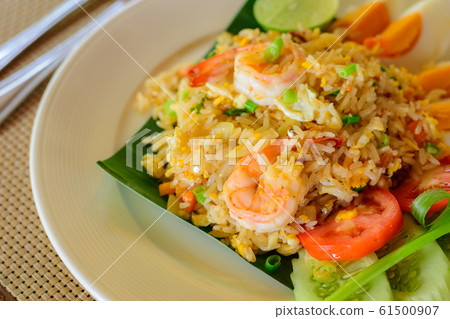 Fried rice with shrimp and salted eggs Fried rice with shrimp and salted eggs 61500907