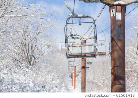 Ski resort lift 61501418