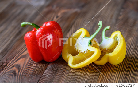 Fresh colorful bell peppers Fresh colorful bell peppers 61502727