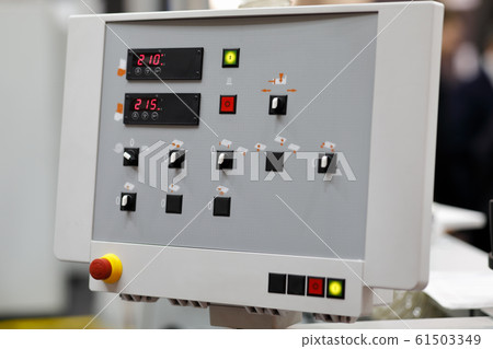 control panel of automated edgebanding machine control panel of automated edgebanding machine 61503349