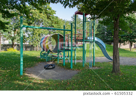 圓形遊樂場設備 圓形遊樂場設備 61505332