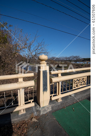 Tokyo Ikugawa Hachimanbashi 61507606