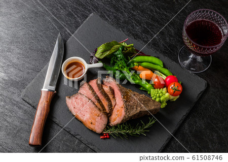 Freshly made roast beef 61508746