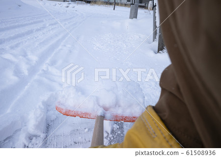 Snow removal work (POV shooting) 61508936