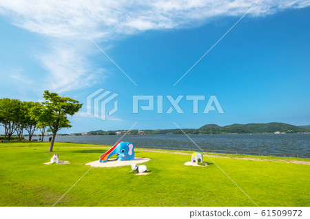 Togo Pond Shiba Blue Sky 61509972