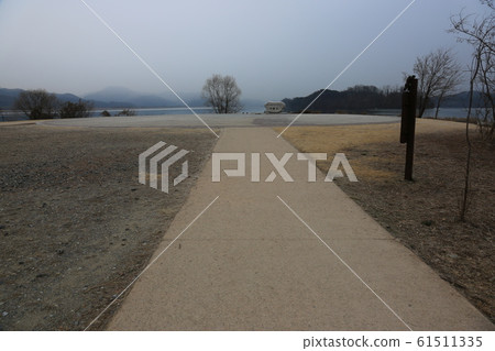 Gyeonggi-do, Yangpyeong-gun, Dumuldeum 61511335