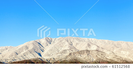 Mt. Mt. Mountain, snowy landscape, winter, Southern Alps Mt. Mt. Mountain, snowy landscape, winter, Southern Alps 61512568