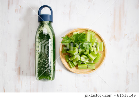 fresh celery and celery green juice 61515149