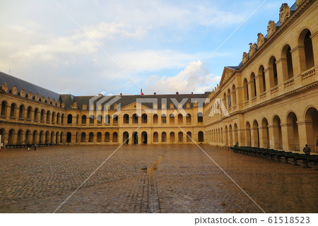 Hotel national des Invalides, France 61518523