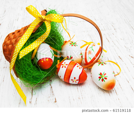 Easter eggs in a basket 61519118