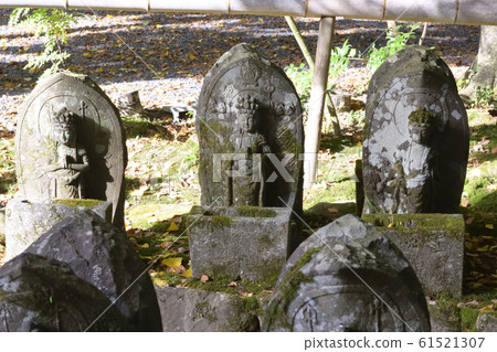 赤山芝寧羅漢和石佛 赤山芝寧羅漢和石佛 61521307