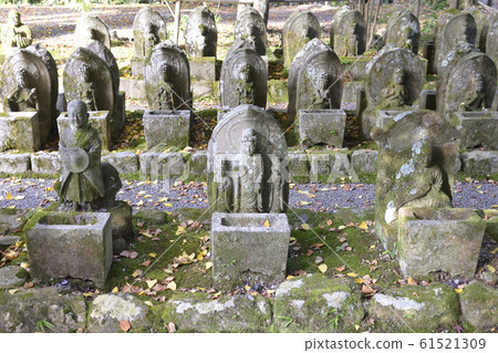 赤山芝寧羅漢和石佛 赤山芝寧羅漢和石佛 61521309