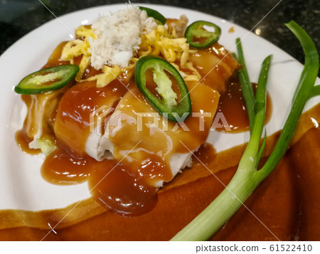 Fresh Spring Rolls Fresh Spring Rolls 61522410