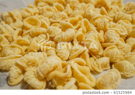 Pasta 61525984