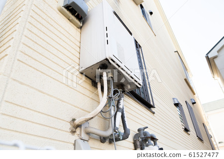 Gas water heater 61527477