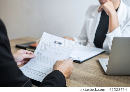 Employer arriving for a job interview, businessman 61528734