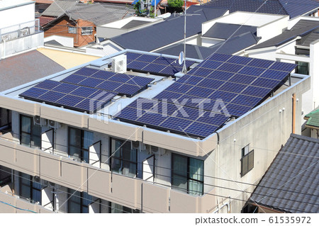 公寓屋頂太陽能電池板 公寓屋頂太陽能電池板 61535972